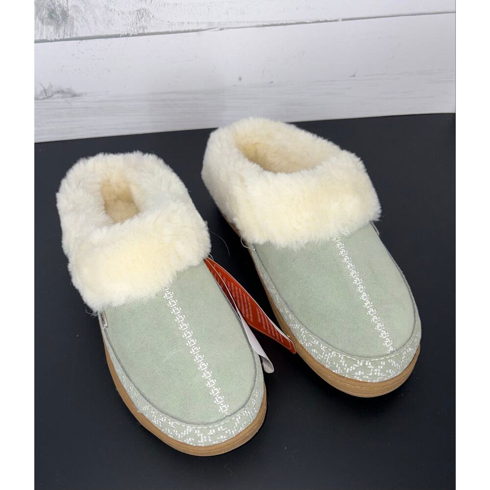 NWT Greta Embroidered Clogs by Acorn Small 5/6 - Picture 6 of 9
